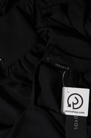Bluză de femei Trendyol, Mărime S, Culoare Negru, Preț 37,99 Lei