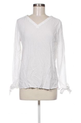 Γυναικεία μπλούζα Up 2 Fashion, Μέγεθος M, Χρώμα Λευκό, Τιμή 3,76 €