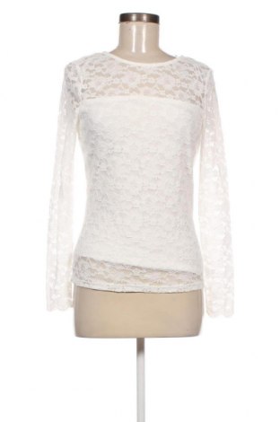 Γυναικεία μπλούζα VILA, Μέγεθος M, Χρώμα Λευκό, Τιμή 13,37 €