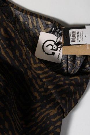 Дамска блуза Vero Moda, Размер XS, Цвят Многоцветен, Цена 16,10 лв.