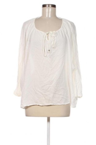 Дамска блуза Vero Moda, Размер M, Цвят Бял, Цена 11,99 лв.