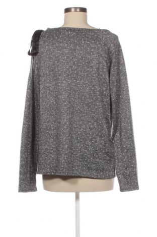 Дамска блуза Women, Размер XL, Цвят Сив, Цена 5,51 лв.