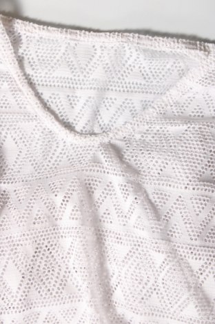 Дамска блуза Y.F.K., Размер S, Цвят Бял, Цена 5,70 лв.