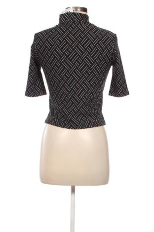 Дамска блуза Zara Trafaluc, Размер S, Цвят Черен, Цена 7,00 лв.