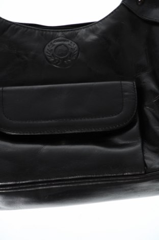 Дамска чанта, Цвят Черен, Цена 80,53 лв.