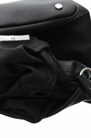 Дамска чанта C&A, Цвят Черен, Цена 19,00 лв.