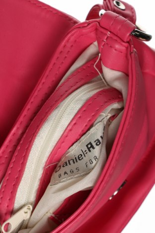 Дамска чанта Daniel Ray, Цвят Розов, Цена 41,00 лв.