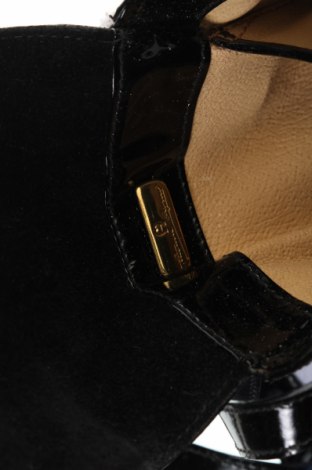 Γυναικεία τσάντα Etienne Aigner, Χρώμα Μαύρο, Τιμή 89,05 €