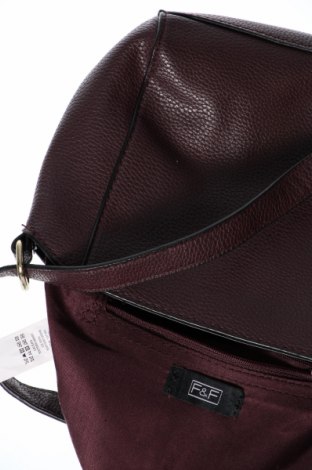 Γυναικεία τσάντα F&F, Χρώμα Βιολετί, Τιμή 11,75 €