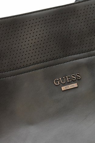 Дамска чанта Guess, Цвят Кафяв, Цена 116,00 лв.