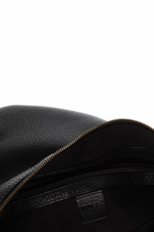 Dámska kabelka  Hugo Boss, Farba Čierna, Cena  155,36 €