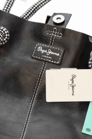 Дамска чанта Pepe Jeans, Цвят Черен, Цена 229,00 лв.