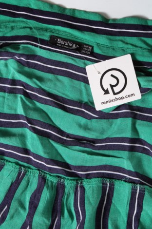 Γυναικείο πουκάμισο Bershka, Μέγεθος XS, Χρώμα Πράσινο, Τιμή 3,25 €