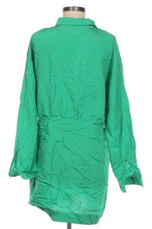 Дамска риза C&A, Размер M, Цвят Зелен, Цена 10,00 лв.