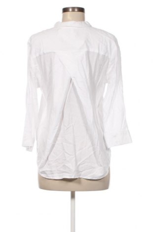 Дамска риза Fb Sister, Размер M, Цвят Бял, Цена 22,29 лв.