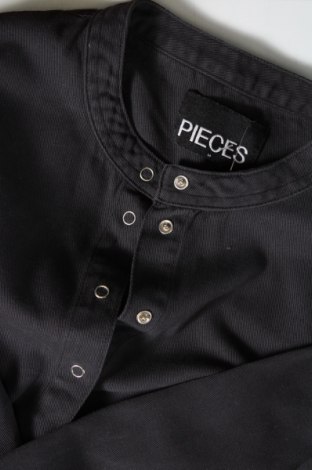 Дамска риза Pieces, Размер M, Цвят Черен, Цена 10,19 лв.