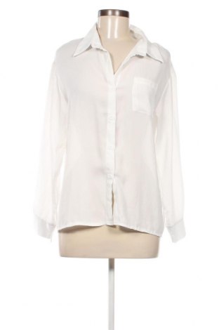 Дамска риза SHEIN, Размер M, Цвят Бял, Цена 13,75 лв.