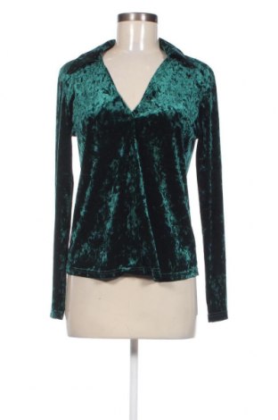 Γυναικείο πουκάμισο Stradivarius, Μέγεθος M, Χρώμα Πράσινο, Τιμή 7,41 €