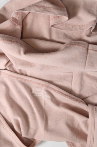 Дамска тениска Abercrombie & Fitch, Размер M, Цвят Розов, Цена 35,34 лв.