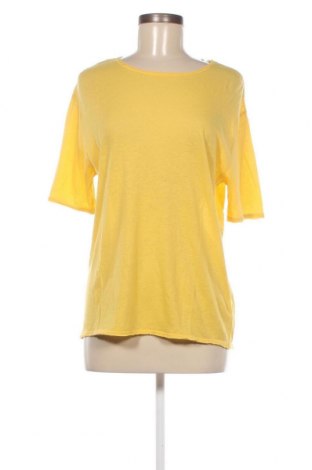 Дамска тениска Berenice, Размер S, Цвят Жълт, Цена 43,20 лв.