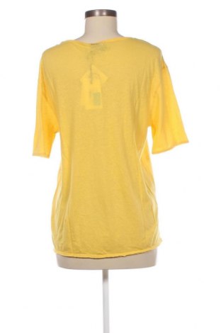 Дамска тениска Berenice, Размер S, Цвят Жълт, Цена 72,00 лв.