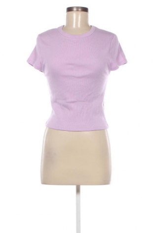 Γυναικείο t-shirt Bershka, Μέγεθος L, Χρώμα Βιολετί, Τιμή 6,49 €