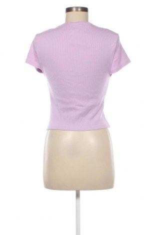 Γυναικείο t-shirt Bershka, Μέγεθος L, Χρώμα Βιολετί, Τιμή 10,82 €