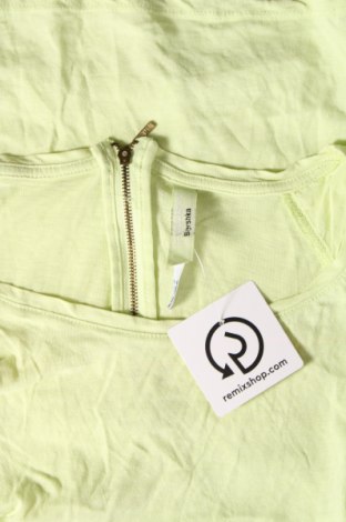 Damen T-Shirt Bershka, Größe M, Farbe Grün, Preis 3,79 €