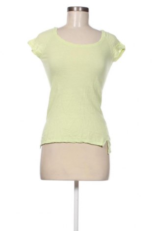 Дамска тениска Bershka, Размер M, Цвят Зелен, Цена 7,80 лв.