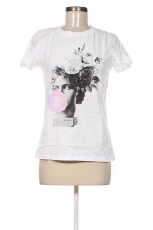 Γυναικείο t-shirt BumBum, Μέγεθος L, Χρώμα Λευκό, Τιμή 4,80 €