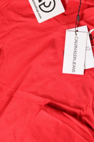 Dámské tričko Calvin Klein Jeans, Velikost S, Barva Červená, Cena  899,00 Kč