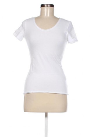 Дамска тениска Defacto, Размер S, Цвят Бял, Цена 21,00 лв.