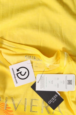 Дамска тениска Guess, Размер S, Цвят Жълт, Цена 43,20 лв.