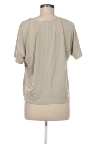 Γυναικείο t-shirt Guido Maria Kretschmer for About You, Μέγεθος M, Χρώμα Πράσινο, Τιμή 4,66 €
