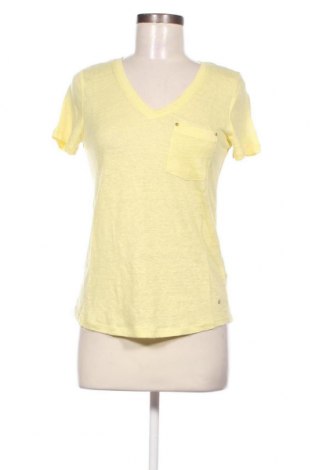 Γυναικείο t-shirt Karl Marc John, Μέγεθος XS, Χρώμα Κίτρινο, Τιμή 18,22 €