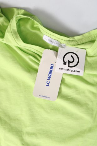 Γυναικείο t-shirt LC Waikiki, Μέγεθος M, Χρώμα Πράσινο, Τιμή 11,14 €