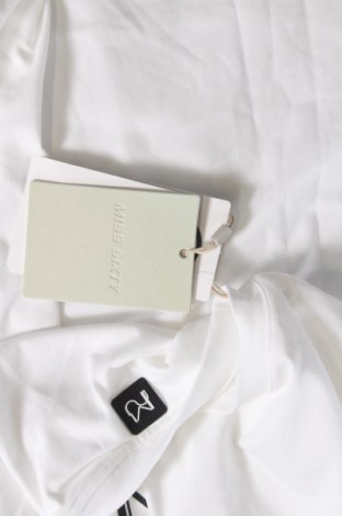 Γυναικείο t-shirt Miss Sixty, Μέγεθος XL, Χρώμα Λευκό, Τιμή 31,96 €