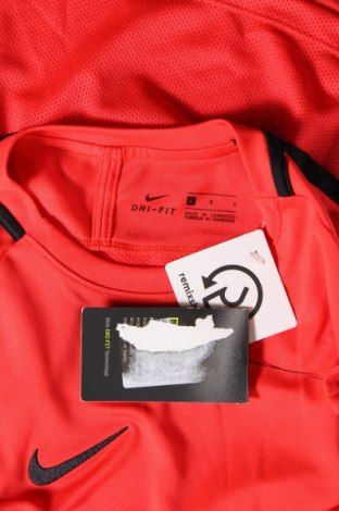 Tricou de femei Nike, Mărime L, Culoare Roșu, Preț 203,95 Lei