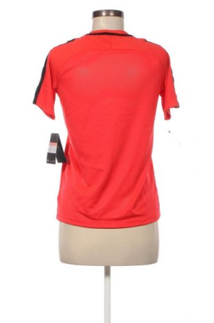 Damski T-shirt Nike, Rozmiar L, Kolor Czerwony, Cena 165,26 zł