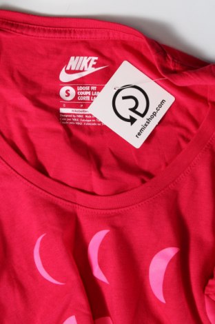 Дамска тениска Nike, Размер S, Цвят Розов, Цена 27,00 лв.
