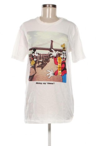 Γυναικείο t-shirt Pull&Bear, Μέγεθος S, Χρώμα Λευκό, Τιμή 6,49 €