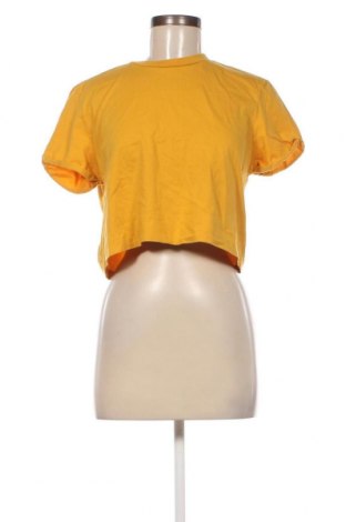 Damen T-Shirt Stradivarius, Größe M, Farbe Gelb, Preis € 11,19