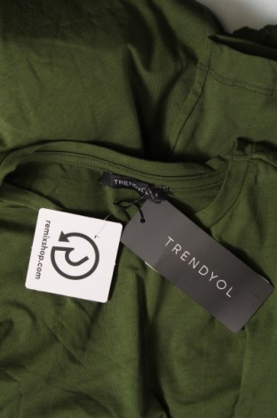 Дамска тениска Trendyol, Размер S, Цвят Зелен, Цена 20,52 лв.