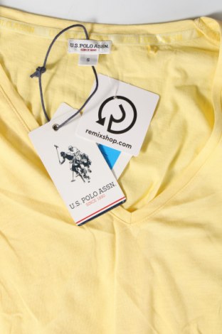 Γυναικείο t-shirt U.S. Polo Assn., Μέγεθος S, Χρώμα Κίτρινο, Τιμή 31,96 €