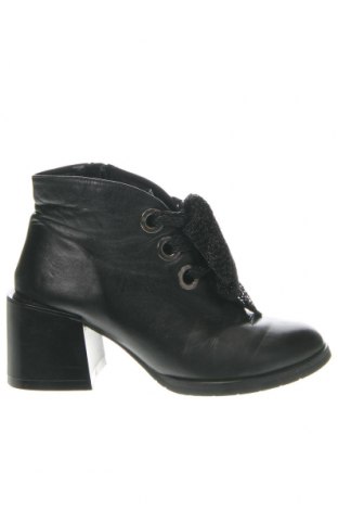 Dámské boty , Velikost 37, Barva Černá, Cena  517,00 Kč