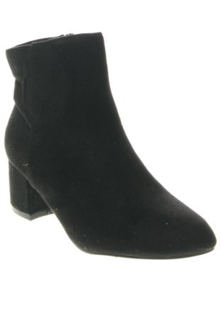 Dámské boty  Boohoo, Velikost 36, Barva Černá, Cena  424,00 Kč