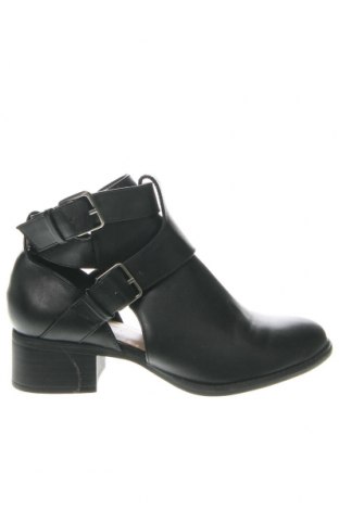 Dámské boty  Justfab, Velikost 37, Barva Černá, Cena  608,00 Kč
