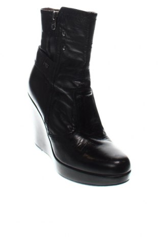 Dámské boty  Nero Giardini, Velikost 35, Barva Černá, Cena  1 498,00 Kč