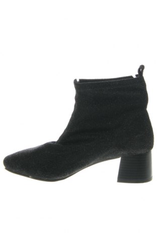 Dámské boty  Primark, Velikost 37, Barva Černá, Cena  469,00 Kč