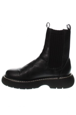 Dámské boty  Public Desire, Velikost 39, Barva Černá, Cena  620,00 Kč